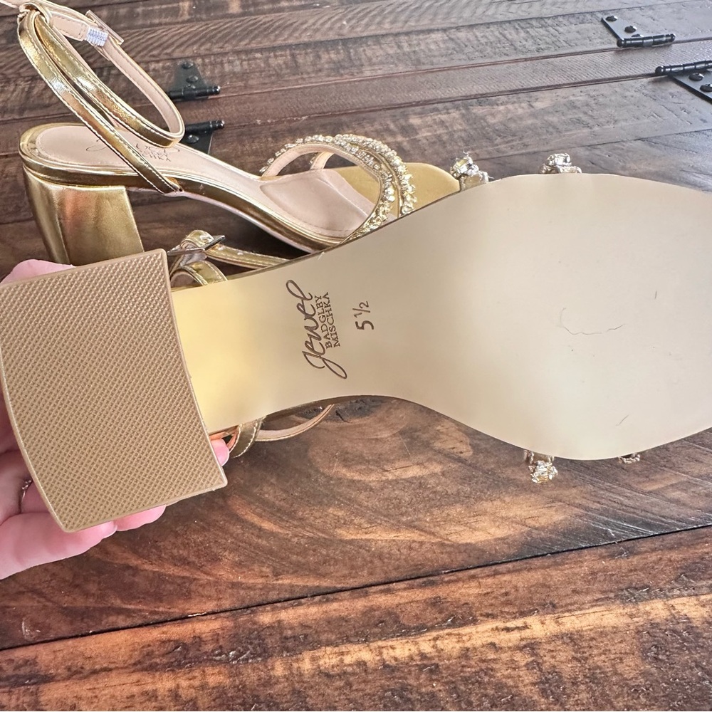 NWT Elegant Jewel Badgley Mischka Women's Sandals - Picture 8 of 12